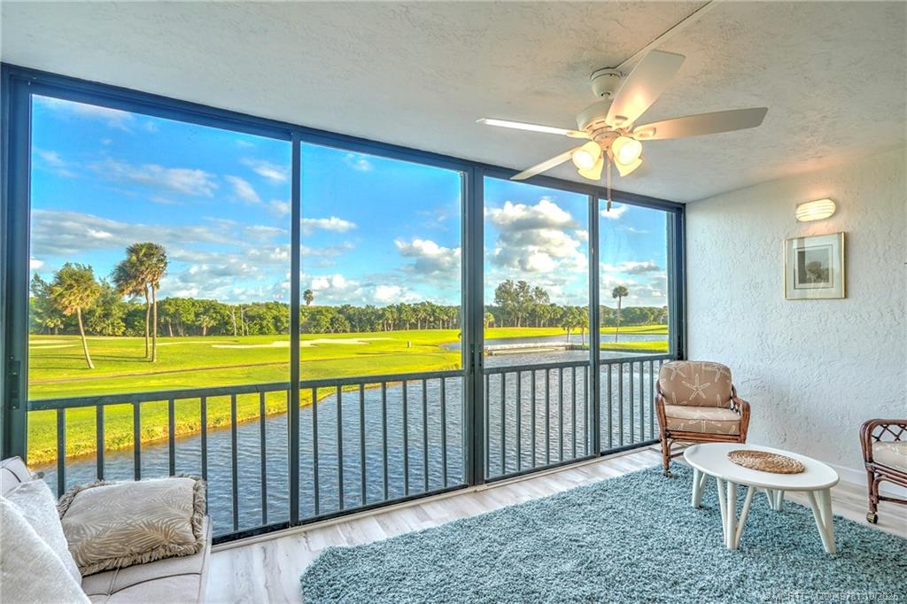 Stuart, Florida 34996, United States, 2 Bedrooms Bedrooms, ,3 BathroomsBathrooms,Residential,Active,93242