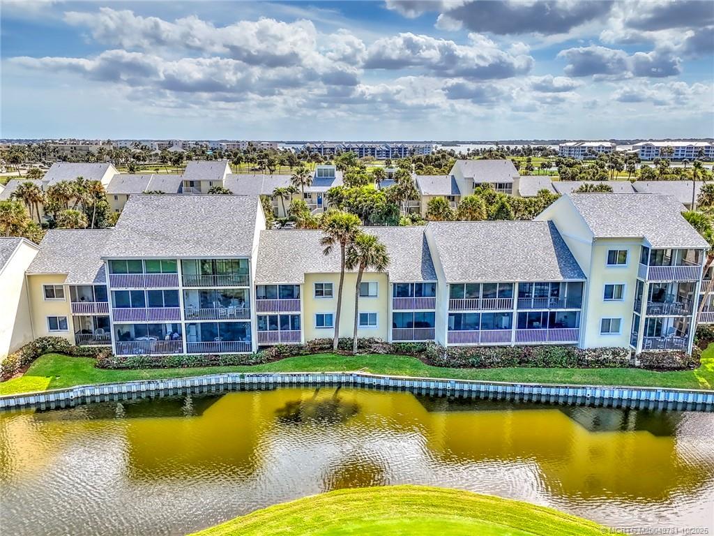 Stuart, Florida 34996, United States, 2 Bedrooms Bedrooms, ,3 BathroomsBathrooms,Residential,Active,93242