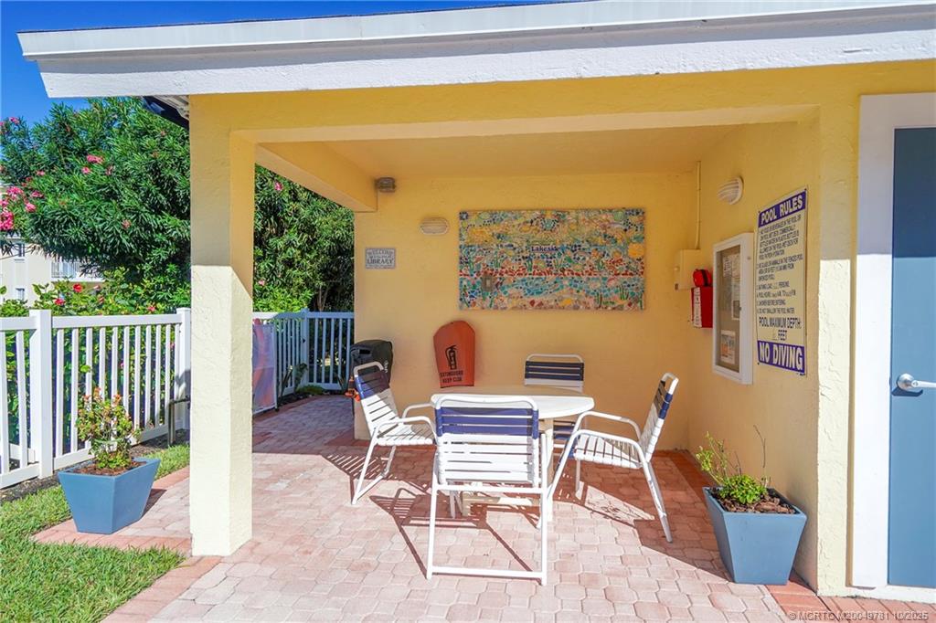 Stuart, Florida 34996, United States, 2 Bedrooms Bedrooms, ,3 BathroomsBathrooms,Residential,Active,93242