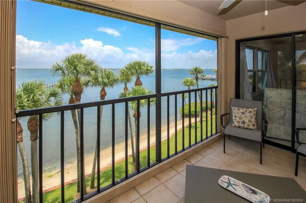 Photo of 4720 NE Sandpebble Trace #402, Stuart, FL 34996 (MLS # M20043548)