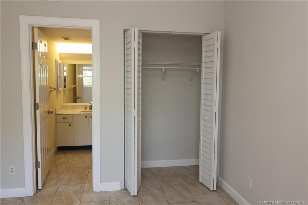 Stuart, Florida 34996, United States, 2 Bedrooms Bedrooms, ,2 BathroomsBathrooms,Residential,Active,171123