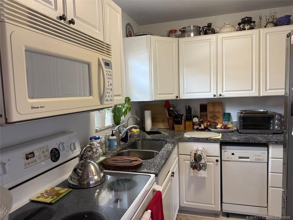 Photo of 1943 SW Palm City Road #22-D, Stuart, FL 34994 (MLS # M20055152)