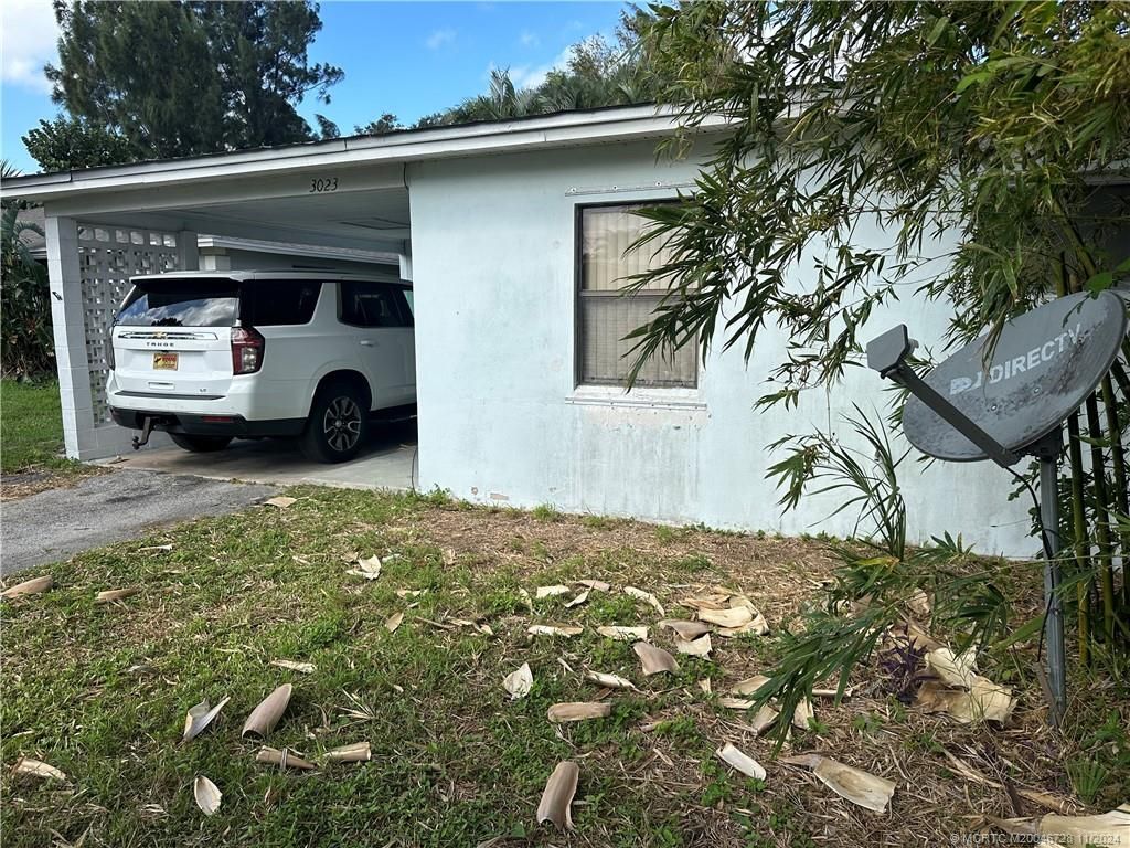 Photo of 3023 SE Banyan Street, Stuart, FL 34997 (MLS # M20046728)