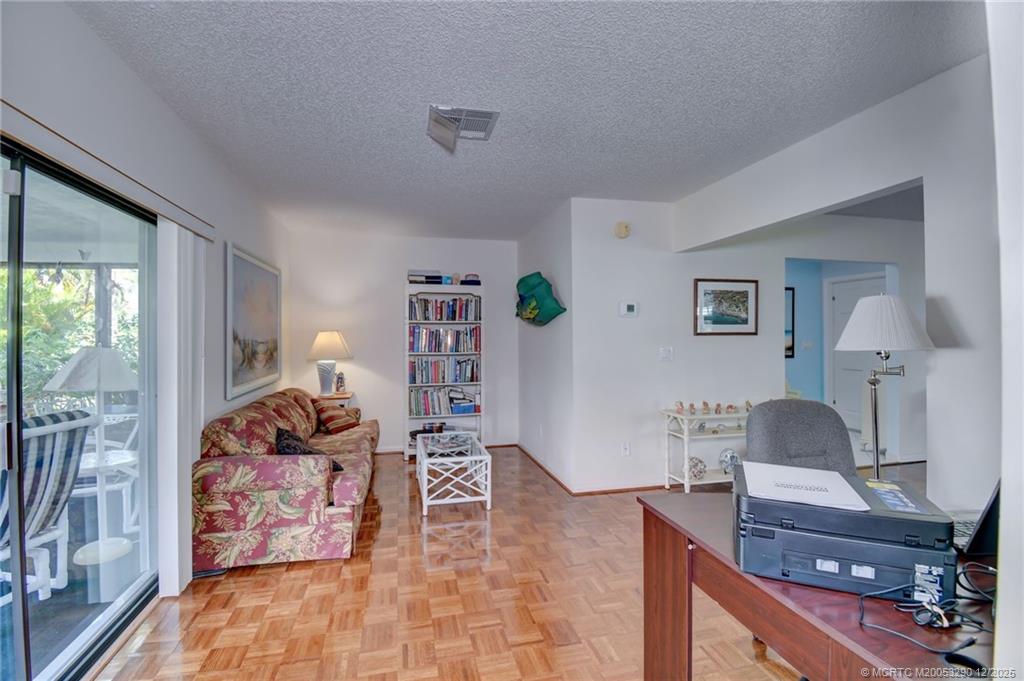 Stuart, Florida 34996, United States, 2 Bedrooms Bedrooms, ,2 BathroomsBathrooms,Residential,Active,249157