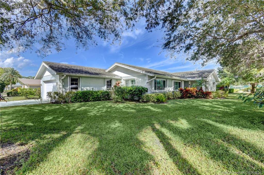 Stuart, Florida 34996, United States, 2 Bedrooms Bedrooms, ,2 BathroomsBathrooms,Residential,Active,249157
