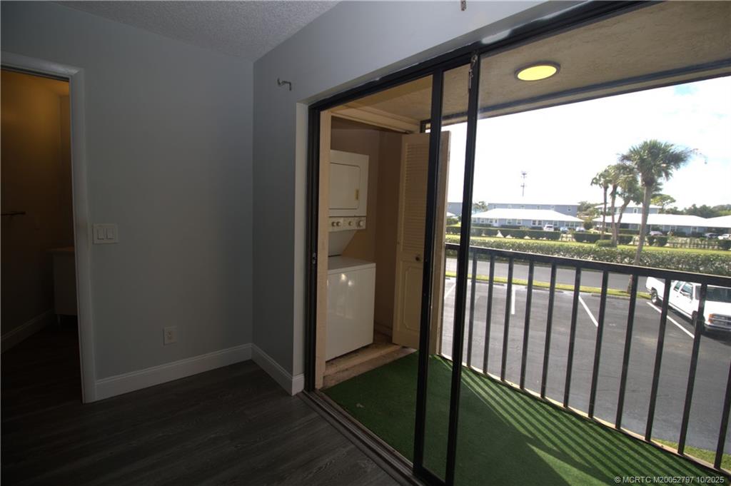 Jensen Beach, Florida 34957, United States, 2 Bedrooms Bedrooms, ,2 BathroomsBathrooms,Residential,Active,233428