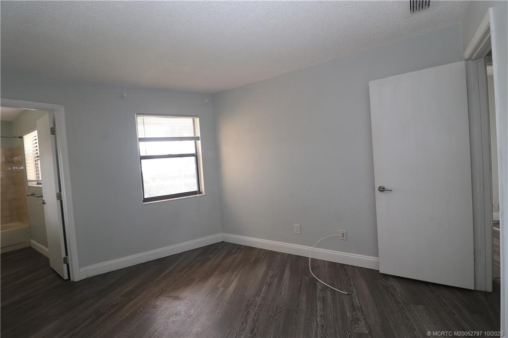 Jensen Beach, Florida 34957, United States, 2 Bedrooms Bedrooms, ,2 BathroomsBathrooms,Residential,Active,233428