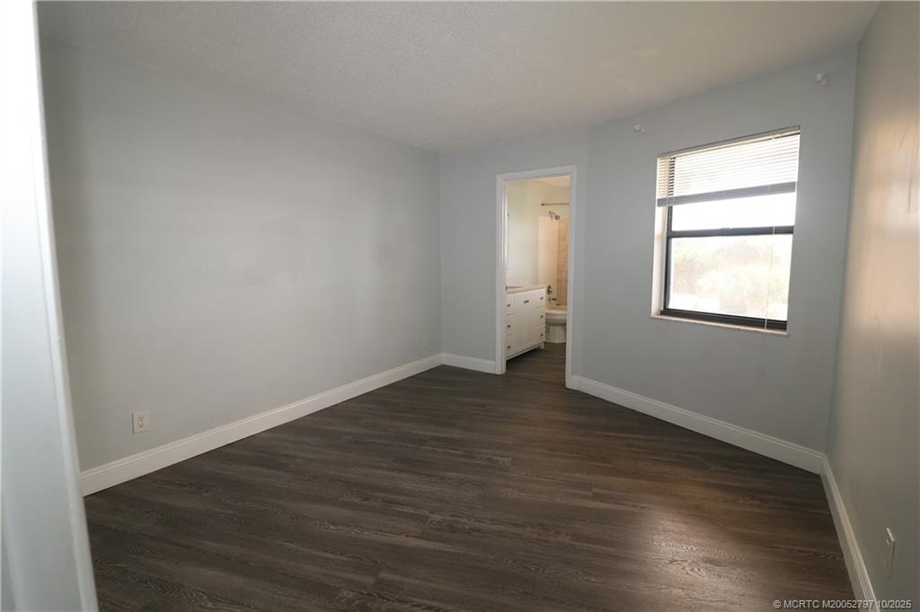 Jensen Beach, Florida 34957, United States, 2 Bedrooms Bedrooms, ,2 BathroomsBathrooms,Residential,Active,233428