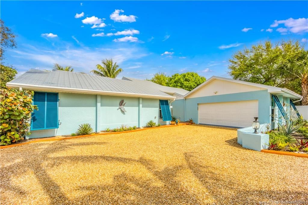 Photo of 3713 SE Matanzas Street, Stuart, FL 34996 (MLS # M20043846)