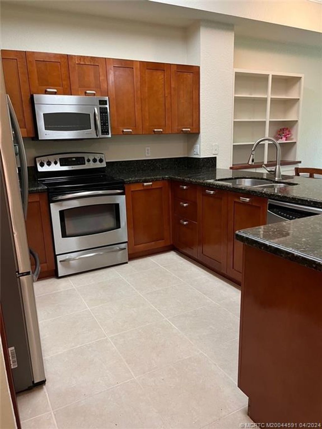 Photo of 43 SE Sedona Circle #104, Stuart, FL 34994 (MLS # M20044591)