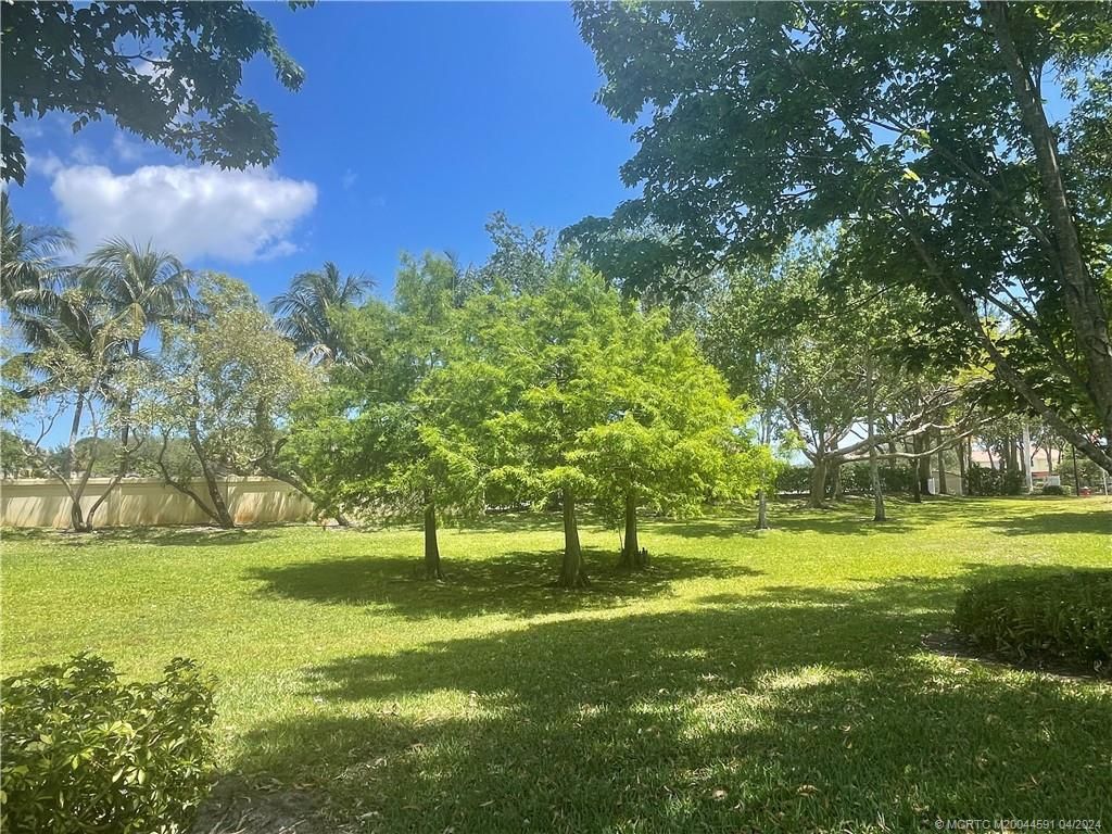 Photo of 43 SE Sedona Circle #104, Stuart, FL 34994 (MLS # M20044591)
