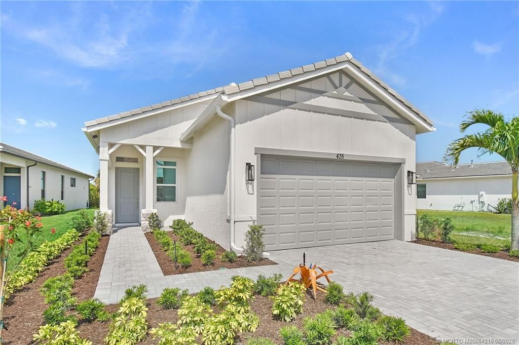 Photo of 435 SE Via Sangro, Port Saint Lucie, FL 34952 (MLS # M20054215)
