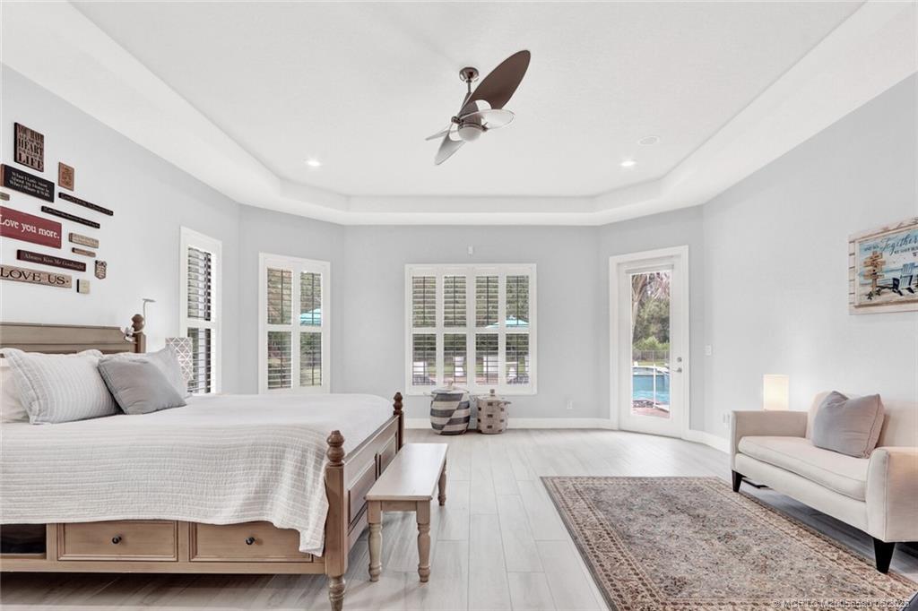 Completely modernized from floor to ceiling, this Canopy Creek home bl – image 15
