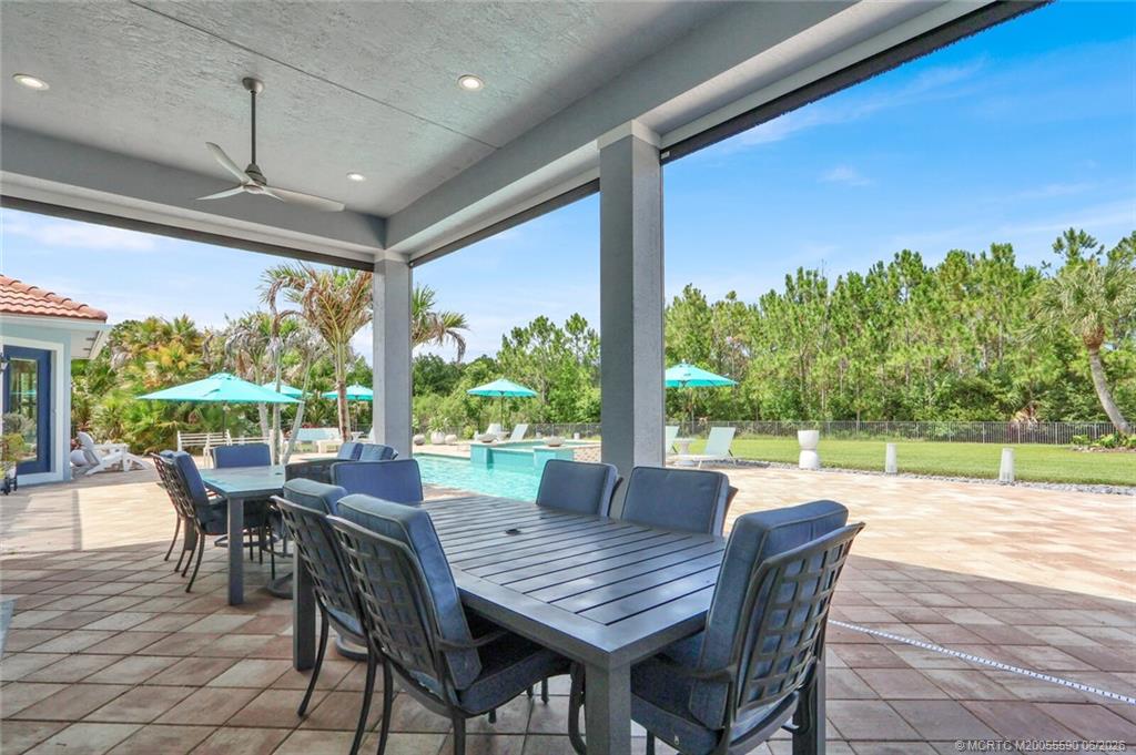 Completely modernized from floor to ceiling, this Canopy Creek home bl – image 28