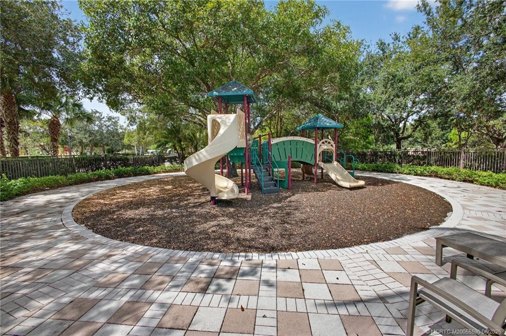 Completely modernized from floor to ceiling, this Canopy Creek home bl – image 45