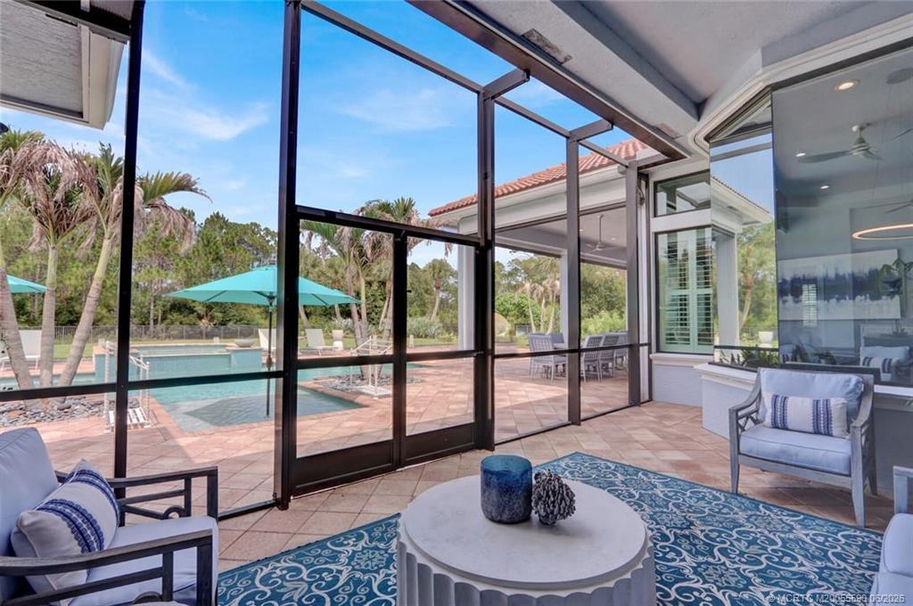 Completely modernized from floor to ceiling, this Canopy Creek home bl – image 25