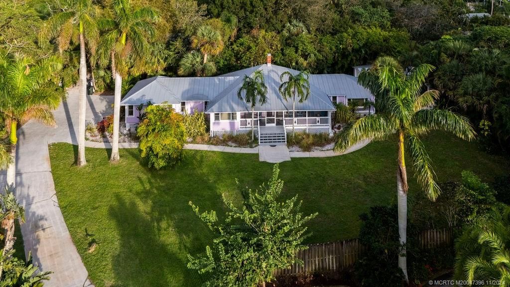 Photo of 535 SW Siesta Way, Stuart, FL 34994 (MLS # M20047396)