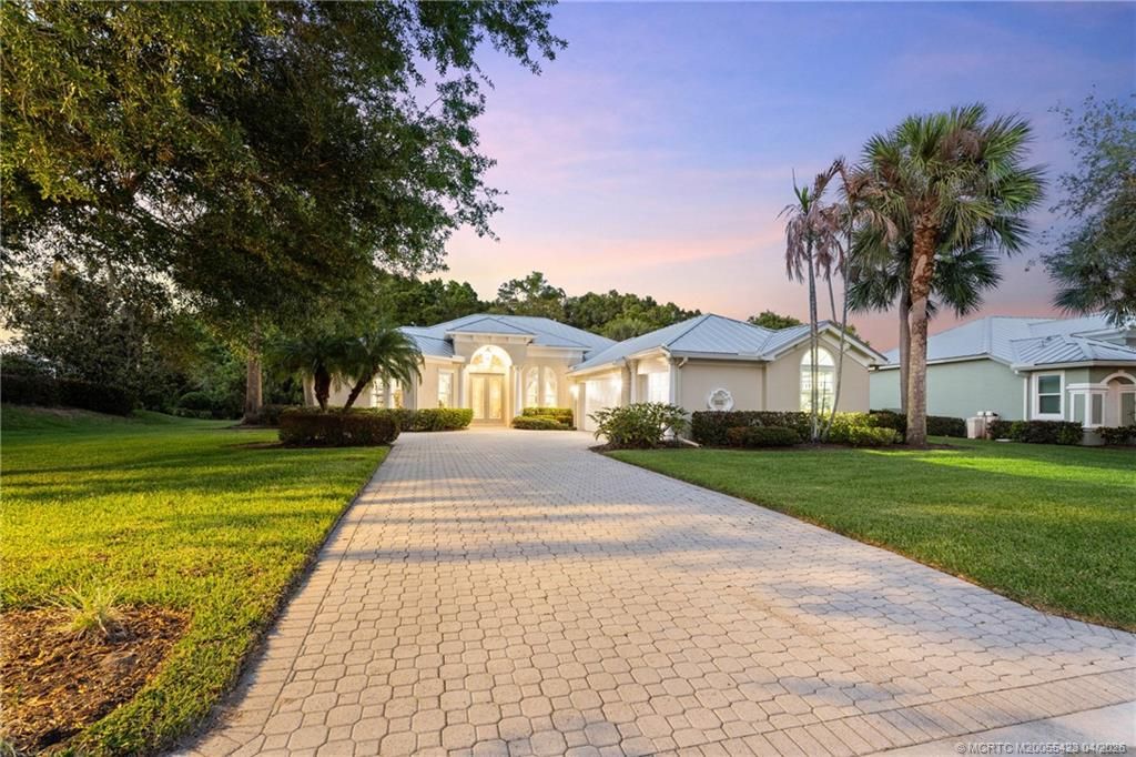 Photo of 917 SW Blue Stem Way, Stuart, FL 34997 (MLS # M20055423)