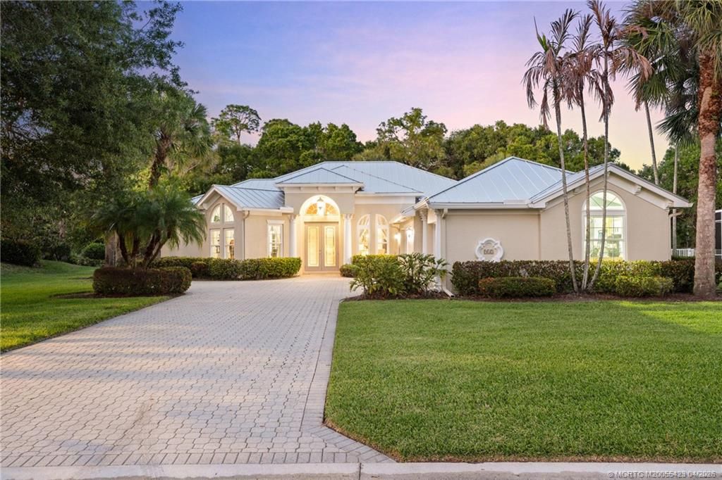 Photo of 917 SW Blue Stem Way, Stuart, FL 34997 (MLS # M20055423)