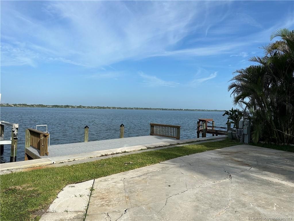 Photo of 1112 Nettles Boulevard, Jensen Beach, FL 34957 (MLS # M20039366)