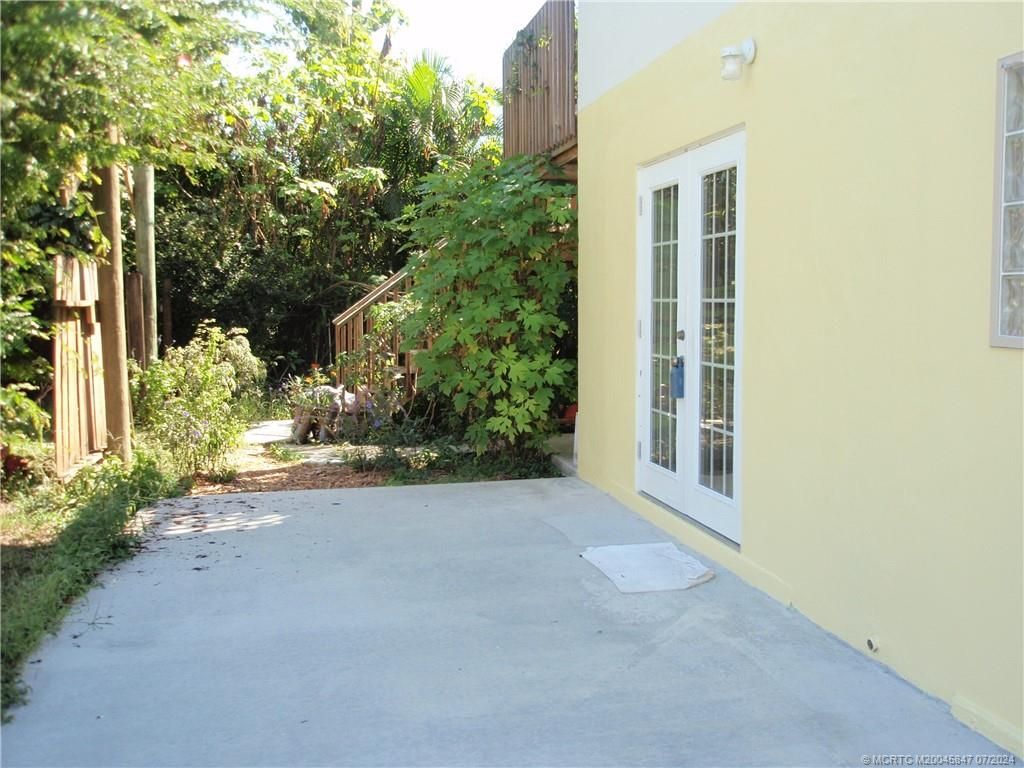 Photo of 852 SE 14th Street #A, Stuart, FL 34994 (MLS # M20045847)