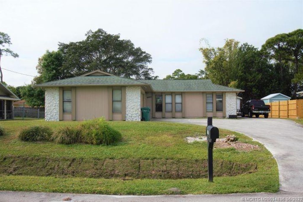 Photo of 6005 E Balsam Drive, Fort Pierce, FL 34982 (MLS # M20034836)