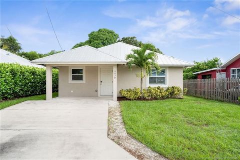 Photo of 5030 SE Ebbtide Avenue, Stuart, FL 34997 (MLS # M20052179)