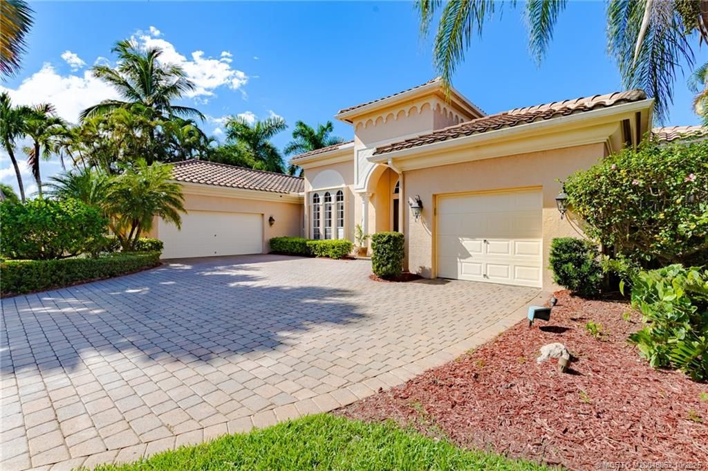 Photo of 2119 SW Balata Terrace, Palm City, FL 34990 (MLS # M20048052)