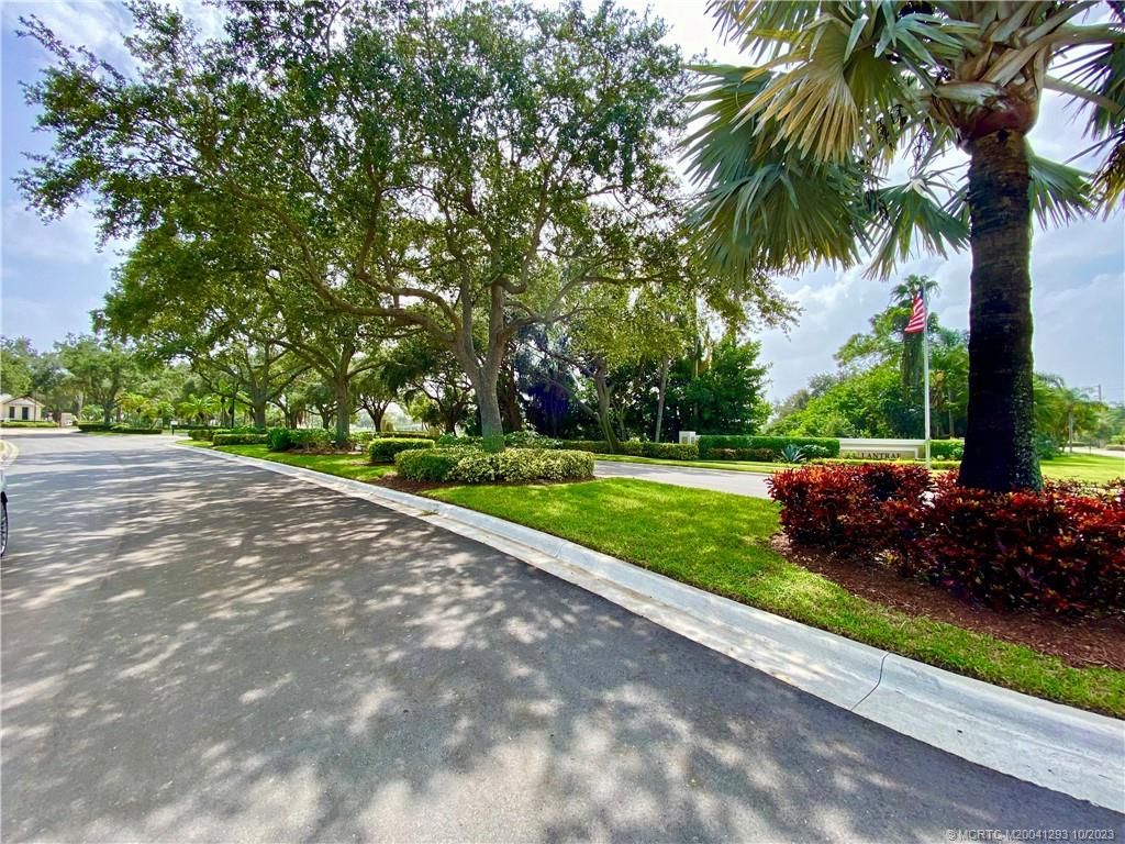 Photo of 3198 SE Carrick Green Court, Port Saint Lucie, FL 34952 (MLS # M20041293)