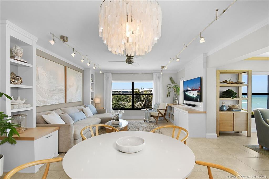 Stuart, Florida 34996, United States, 2 Bedrooms Bedrooms, ,2 BathroomsBathrooms,Residential,Active,87424