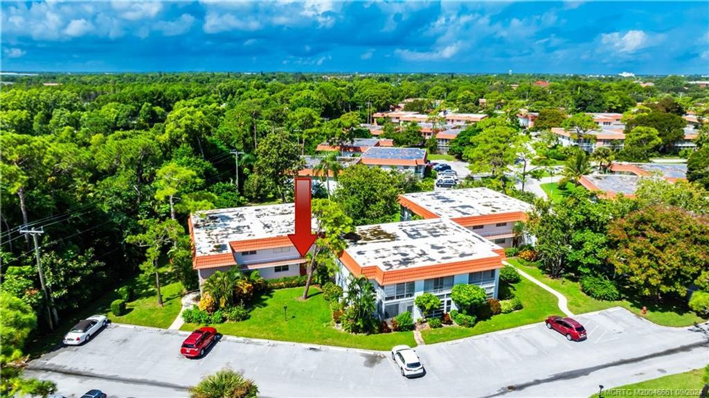 Photo of 2600 SE Ocean Boulevard #J6, Stuart, FL 34996 (MLS # M20046661)