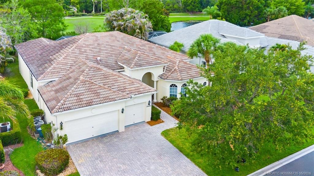 Photo of 2466 SW Bridgeview Terrace, Palm City, FL 34990 (MLS # M20055725)