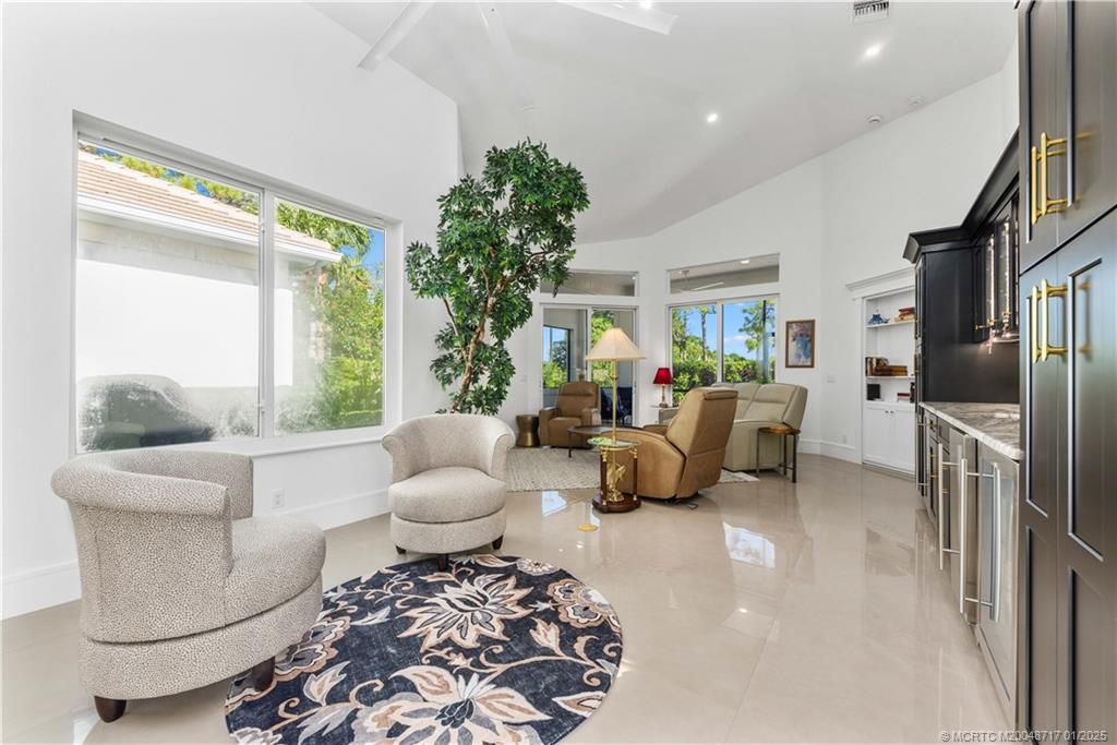 2253 NW Seagrass Drive