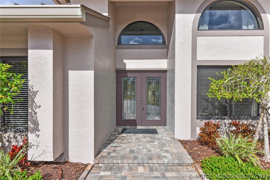 Photo of 4194 SW Gleneagle Circle, Palm City, FL 34990 (MLS # M20056461)