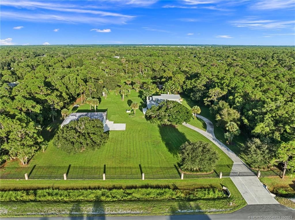 Photo of 5505 SW 61st Drive, Palm City, FL 34990 (MLS # M20046823)