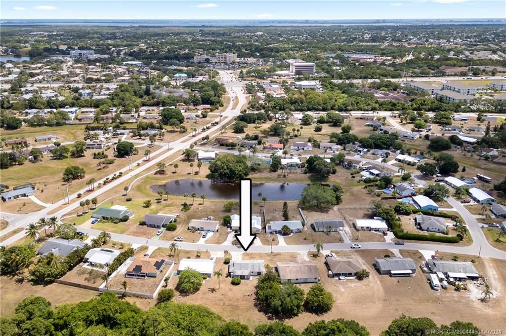 Photo of 1850 SE Burgundy Lane, Port Saint Lucie, FL 34952 (MLS # M20044460)