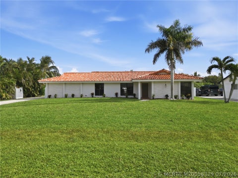 Homes For Sale - 4741 Holly Drive<br/> Palmbeach County, Palm Beach Gardens, FL 33418