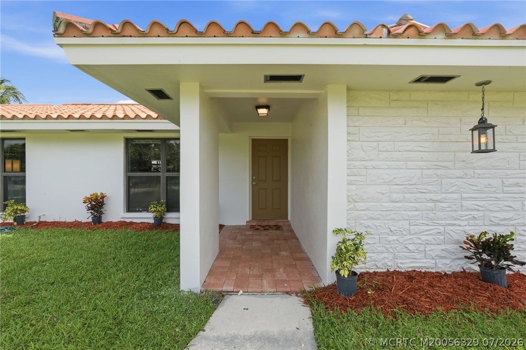 4741 Holly Drive