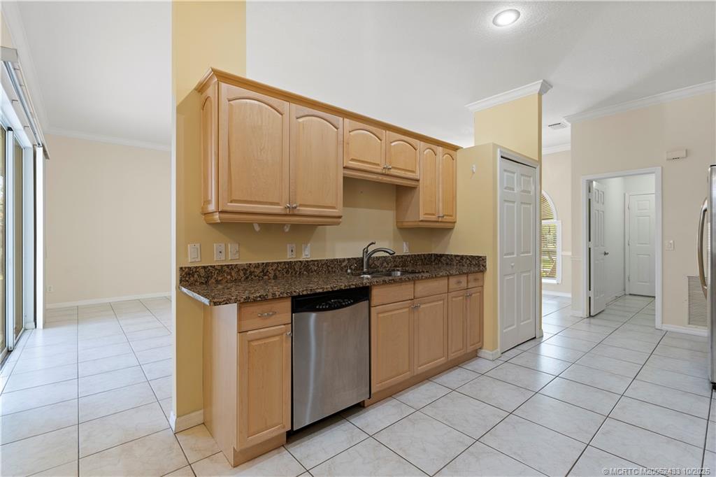 Stuart, Florida 34997, United States, 3 Bedrooms Bedrooms, ,2 BathroomsBathrooms,Residential,Active,220277