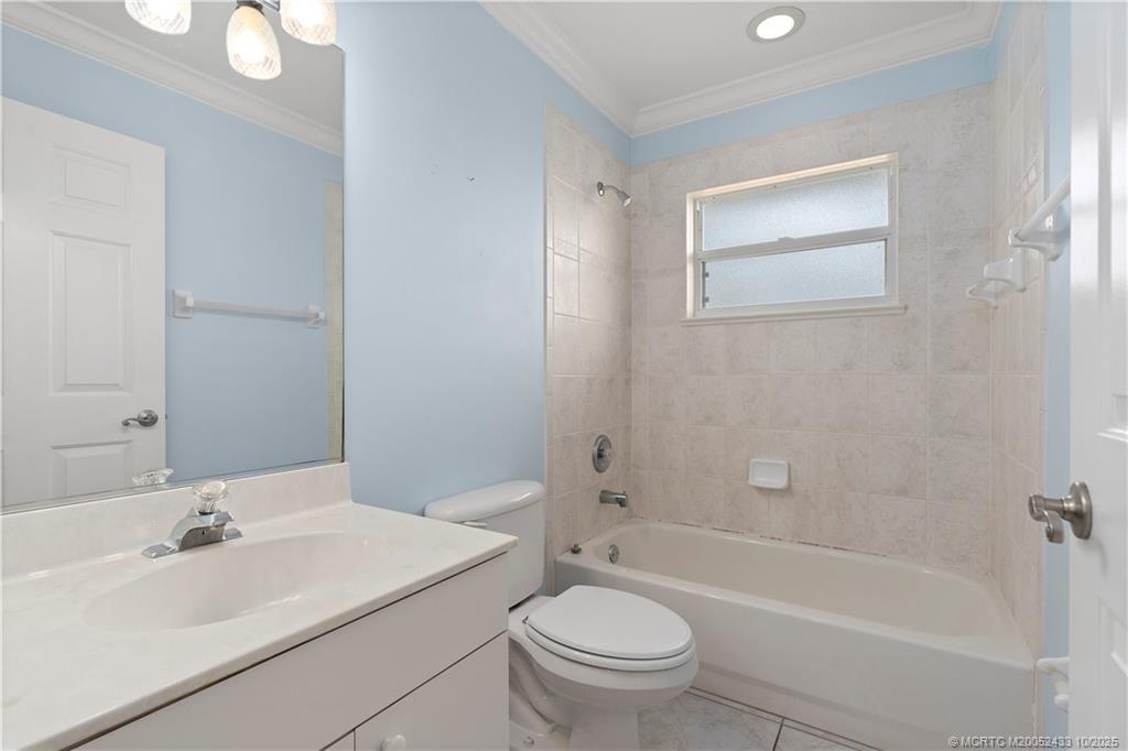 Stuart, Florida 34997, United States, 3 Bedrooms Bedrooms, ,2 BathroomsBathrooms,Residential,Active,220277