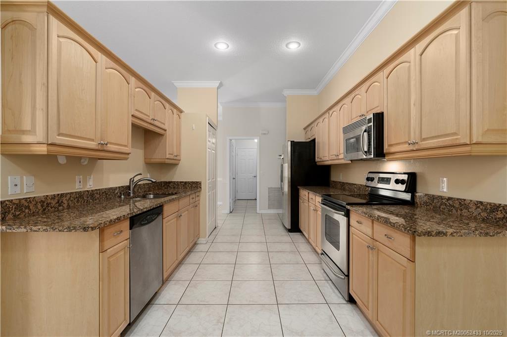 Stuart, Florida 34997, United States, 3 Bedrooms Bedrooms, ,2 BathroomsBathrooms,Residential,Active,220277