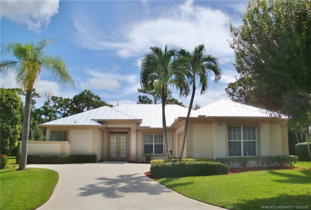 Photo of 707 SW Long Lake Court, Palm City, FL 34990 (MLS # M20046377)