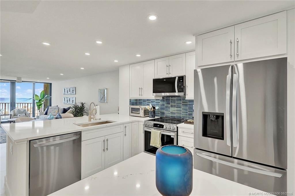 9650 S Ocean Drive 709