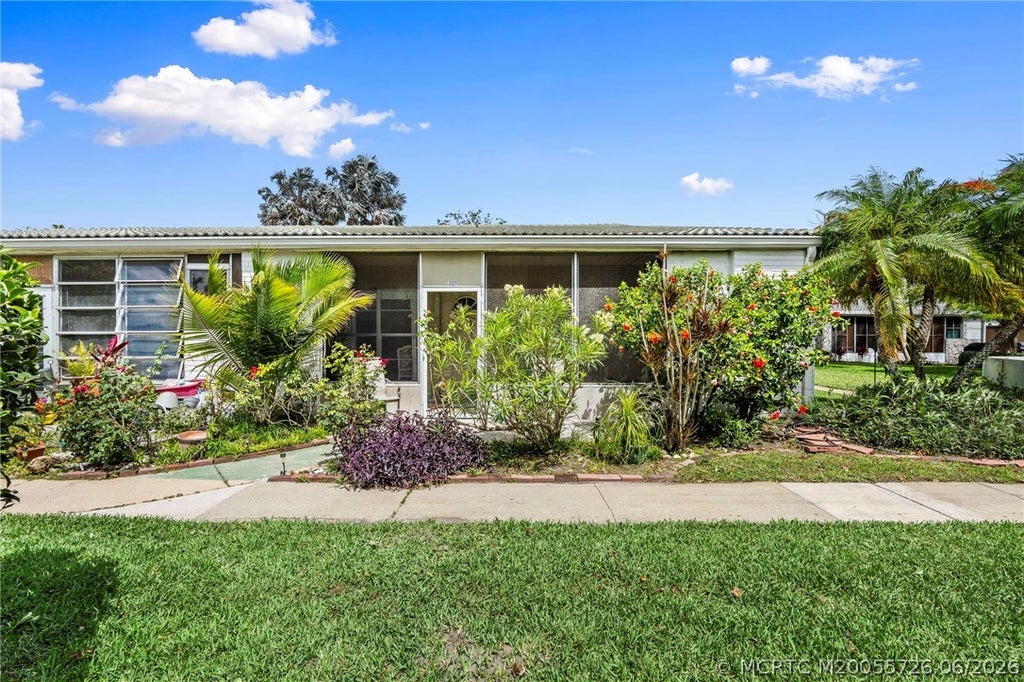 Photo of 2227 SE Letha Court, Stuart, FL 34994 (MLS # M20055726)