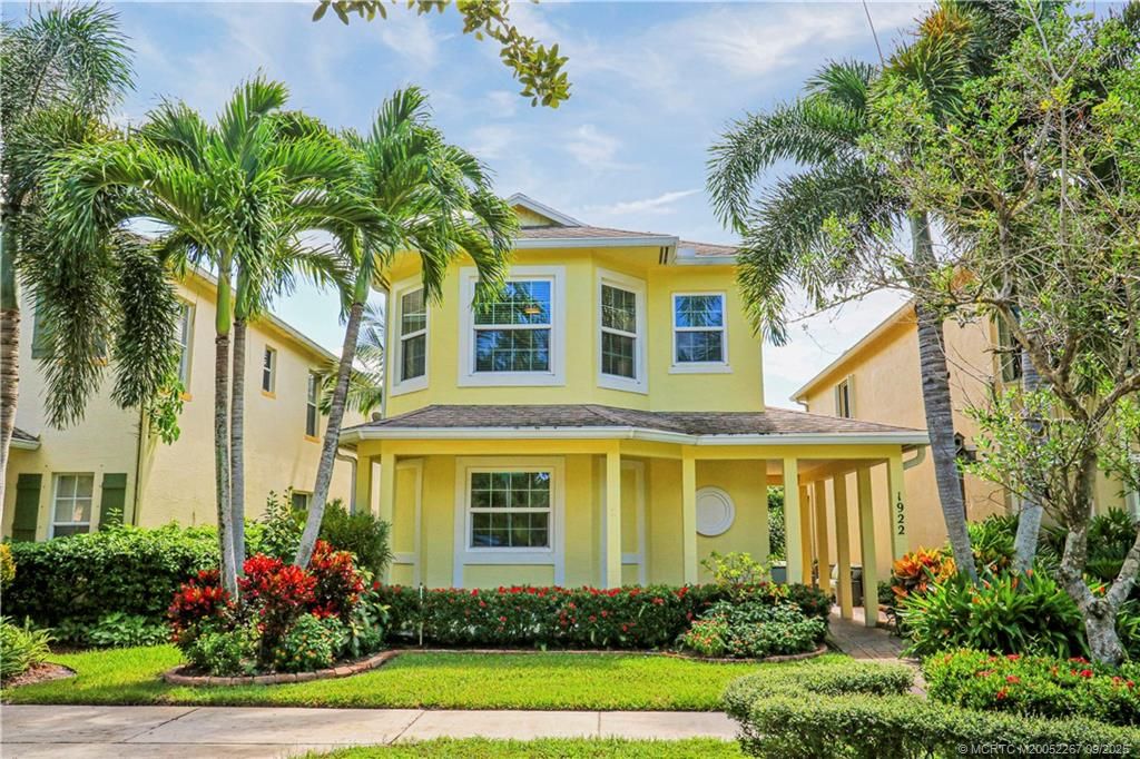 Photo of 1922 SE Niceville Drive, Port Saint Lucie, FL 34952 (MLS # M20052267)