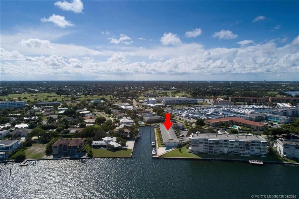 Photo of 68 Yacht Club Drive #20, North Palm Beach, FL 33408 (MLS # M20052420)