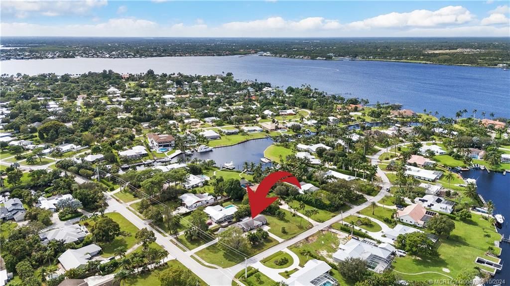 Photo of 1620 NW River Trail, Stuart, FL 34994 (MLS # M20047305)