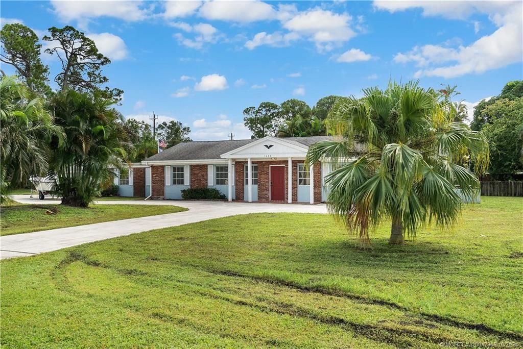 Photo of 1620 NW River Trail, Stuart, FL 34994 (MLS # M20047305)