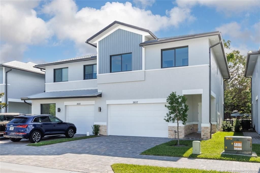 Photo of 3653 SW Magnolia Ridge Lane, Palm City, FL 34990 (MLS # M20055403)
