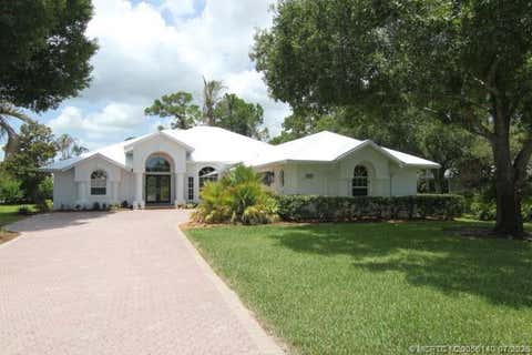 Homes For Sale - 5535 SW Landing Creek Drive<br/> Palm City, FL 34990